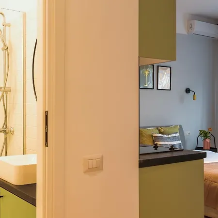 Apartment Sunny - Location - View Balcony Bucharest