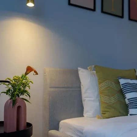 Sunny - Location - View Balcony * 布加勒斯特