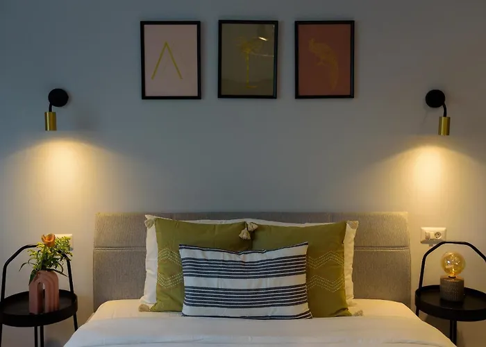 Sunny - Location - View Balcony Апартаменти Бухарест