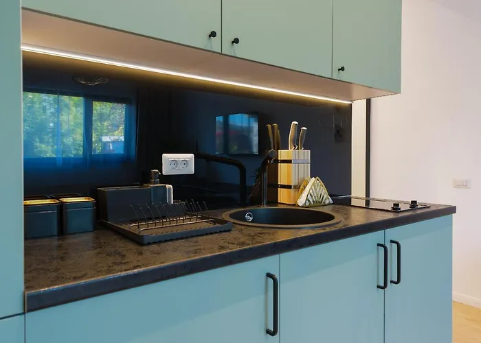 Sunny - Location - View Balcony *